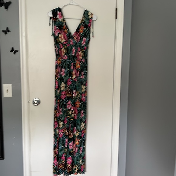 Lascana Floral Jumpsuit with Tie Straps - Picture 5 of 5